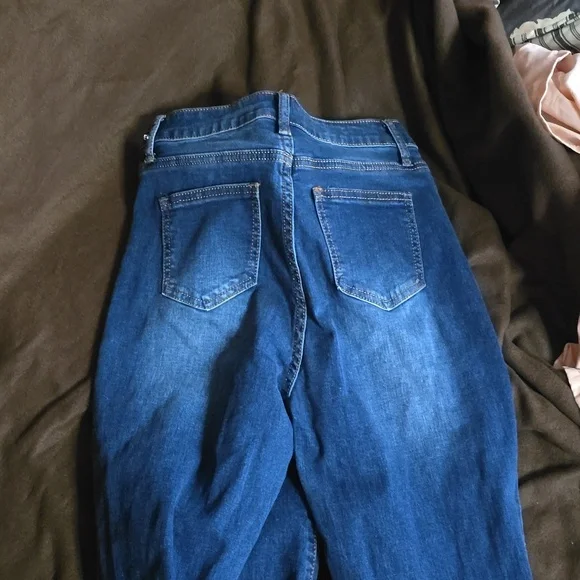 Skinny jeans with chains - Picture 7 of 10